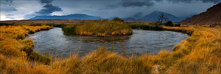 Panoramic Photo: Oxbow bend in the Owens River, Owens Valley, near Bishop. Eastern Sierra, California