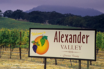 Sign welcomes tourists to the Alexander Valley, Somoma County Wine Growing Region, California