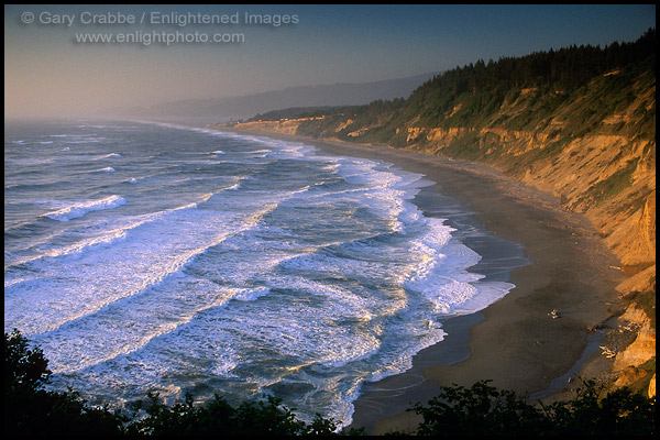 Photo: Waves at sunset along Agate Beach, Patricks Point State Park, Trinidad, Humboldt County, CALIFORNIA