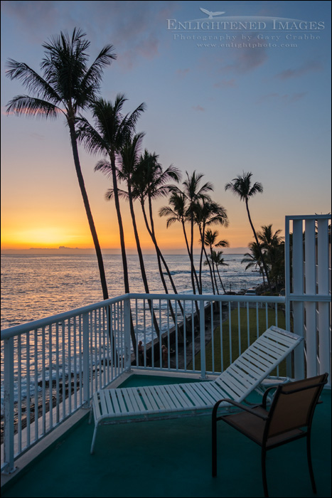 Image: Sunset as seen from the Kona Magic Sands near White Sands Beach Park, Kailua-Kona, Big Island, Hawaii