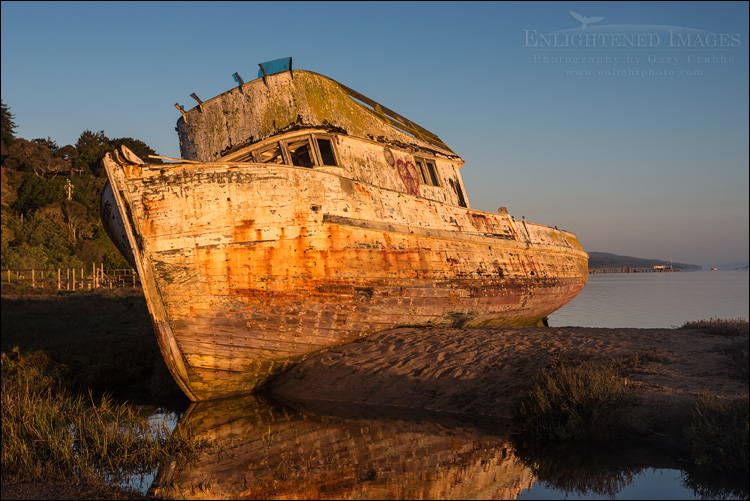 Image: The wreck of the Point Reyes boat, Inverness, Marin County, California