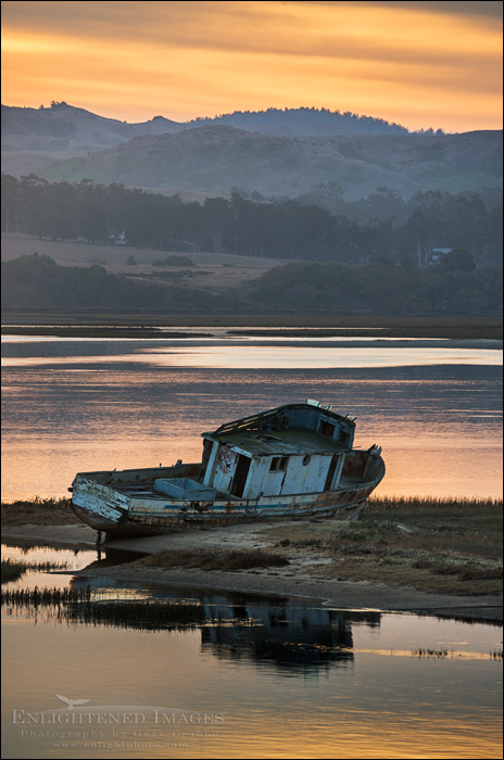 Image: The wreck of the Point Reyes boat, Inverness, Marin County, California