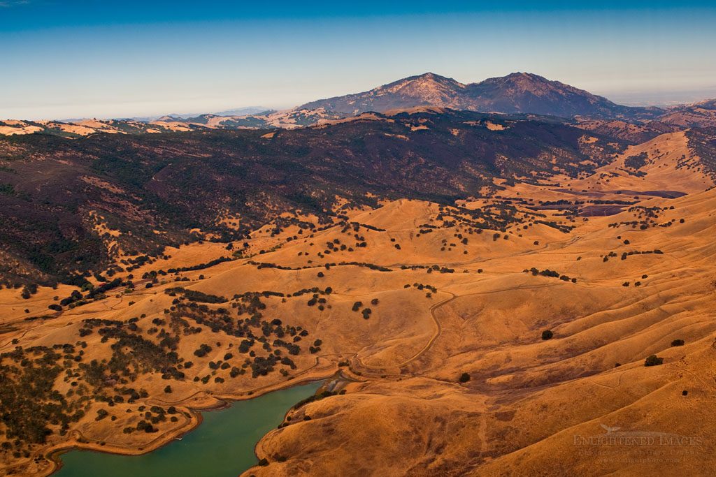 Photo: Aerial over Los Vaqueros Reservoir and Mount Diablo, Contra Costa County, California