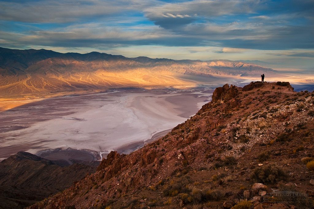 Photo: Tourist overlooking Panamint Mountains over Badwater Basin,  from Dante's View, Death Valley National Park, California