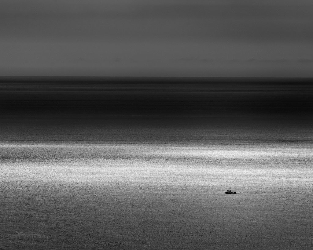 Photo: Fishing boat in the Pacific Ocean seen from Point Reyes National Seashore, Marin County, California
