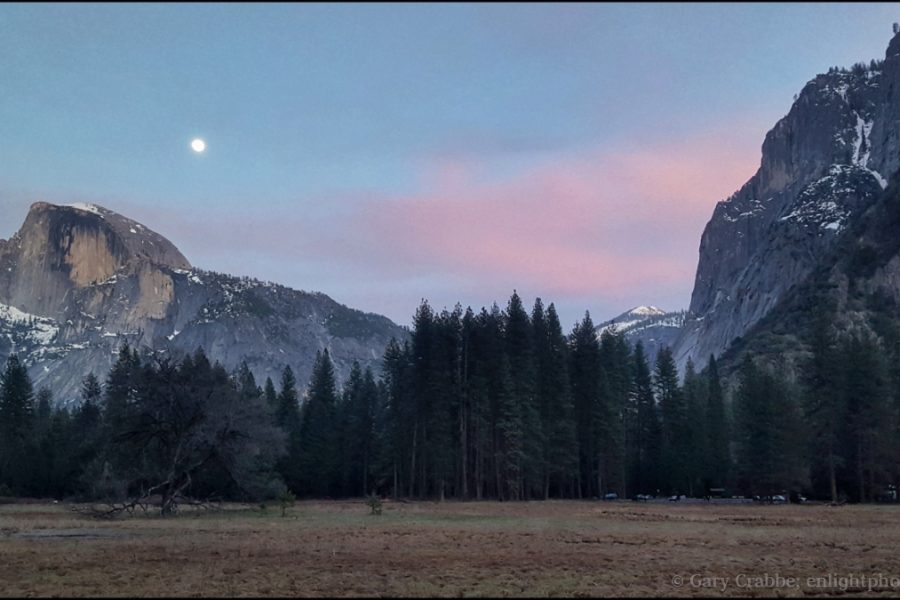 Photo: Evening moonrise over Yosemite Valley, Yosemite National Park, California