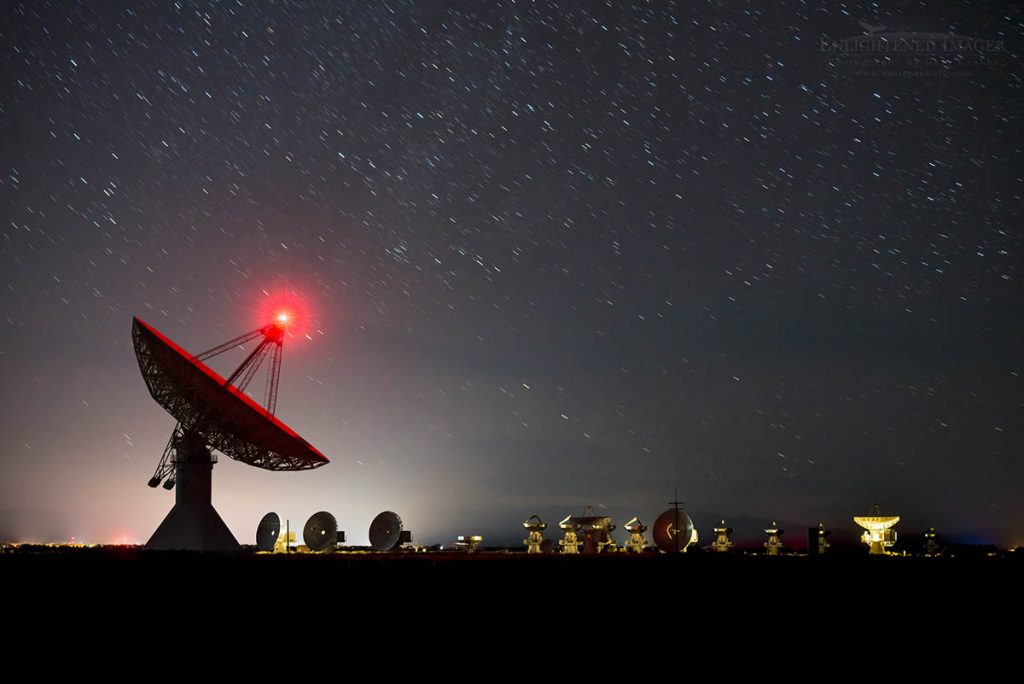 Photo picture of Radio Telescope at night in the Eastern Sierra, Inyo County, California