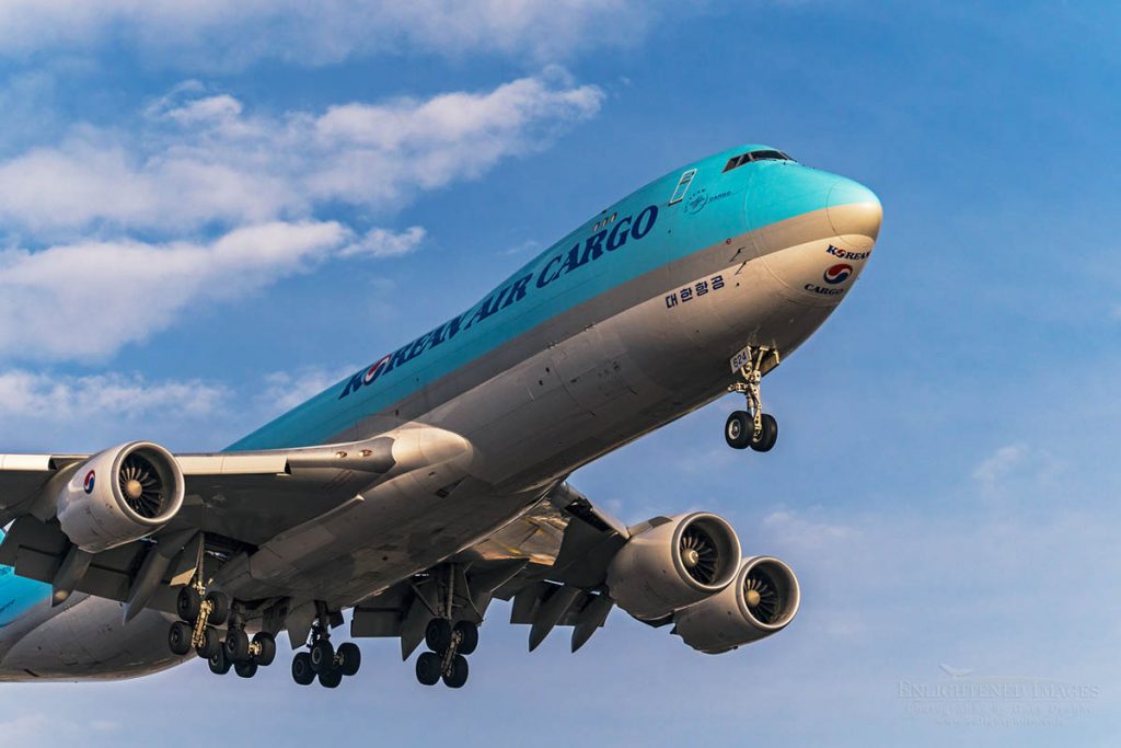 Photo picture of Korean Air Boeing 747-800 Cargo Freight plane - Large jet planes on final approach while landing at LAX - Los Angeles International Airport, Los Angeles, California