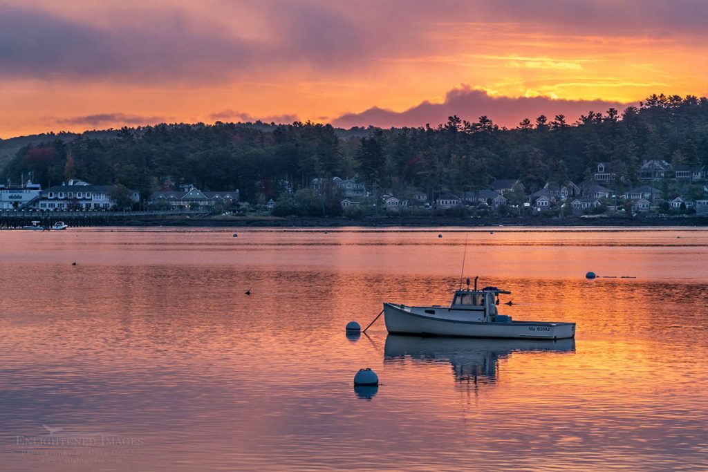 Photo Picture of Sunrise over fishing boat on the Sheepscot River at Wiscasset, Maine