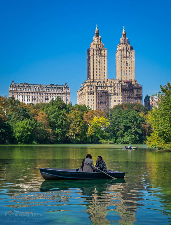 Photo picture of People enjoying a day in row boats rowing on The Lake in Central Park, New York City, New York