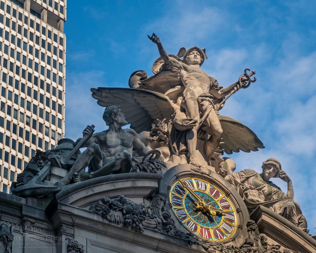 Photo picture of Statue of the Roman God Mercury atop Grand Central Station in New York City, New York