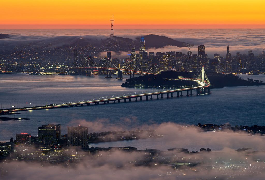 Photo picture of Sunset and fog over San Francisco Bay from the Berkeley Hills, California