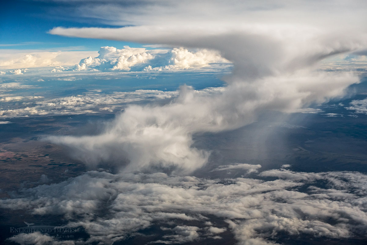 Photo picture of Aerial view over cumulous clouds in the Southwest, US.